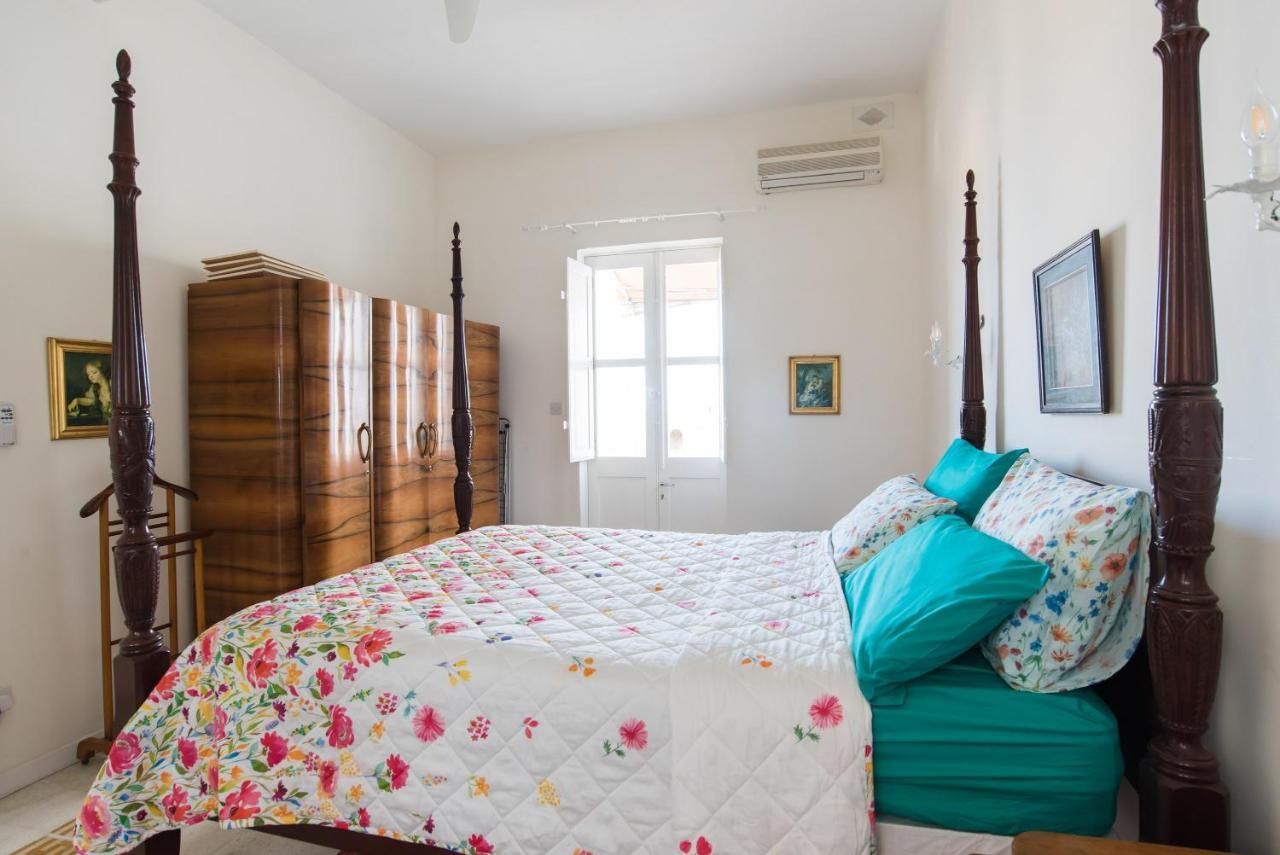 Merkanti Apartments Valletta Bagian luar foto